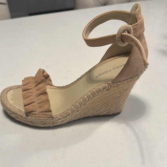 Marc Fisher Tan Women's Sandals - Picture 2 of 5